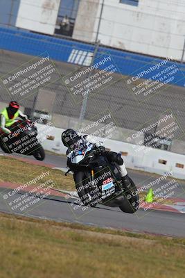 media/Nov-26-2022-Fastrack Riders (Sat) [[b001e85eef]]/Level 1/Session 3 Outside Turn 9/